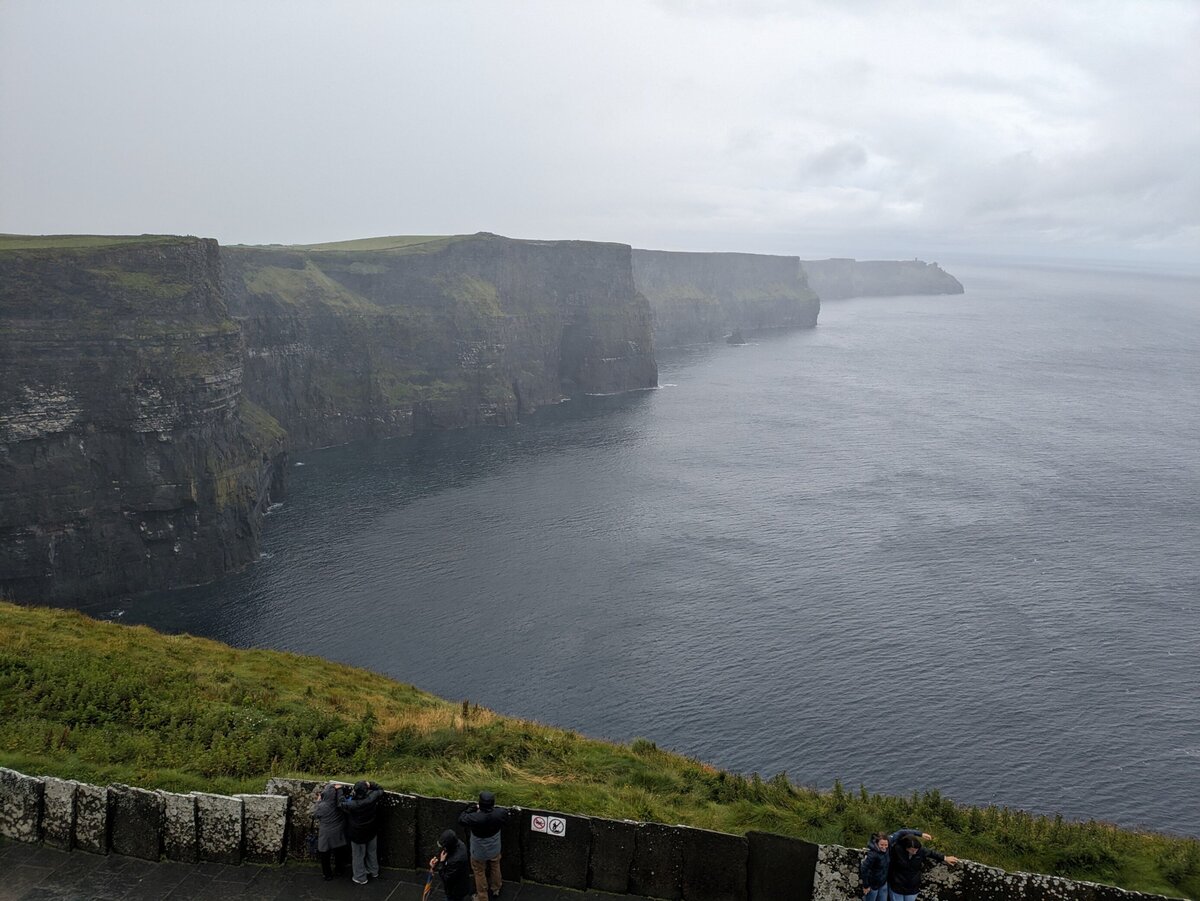 Cliffs_of_Moher__20230714_2774x2083