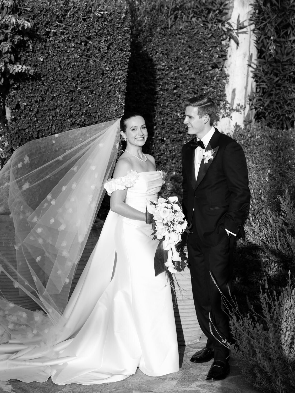 Romantic-Wedding-at-Island-Art-and-Taste–The-Residence-069