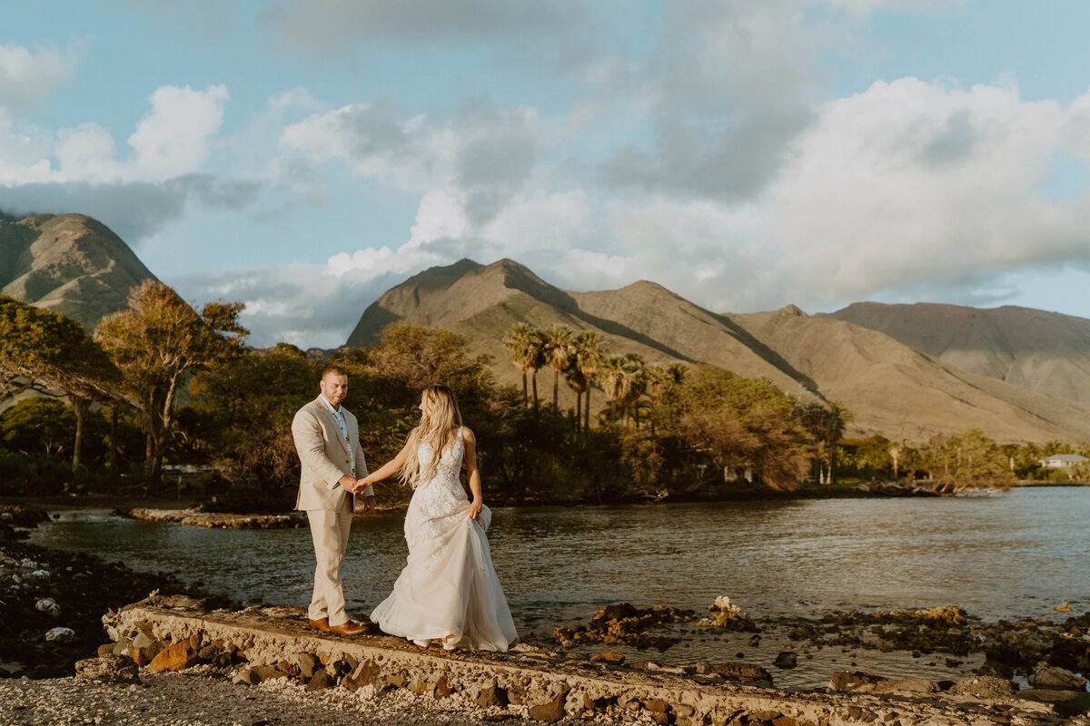 Cass and Alex's wedding photos at Olowalu Plantation House.