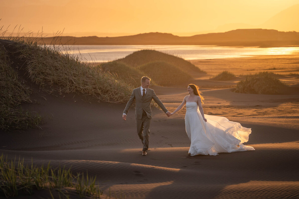 sunset-golden-light-black-sand-duner-elopement