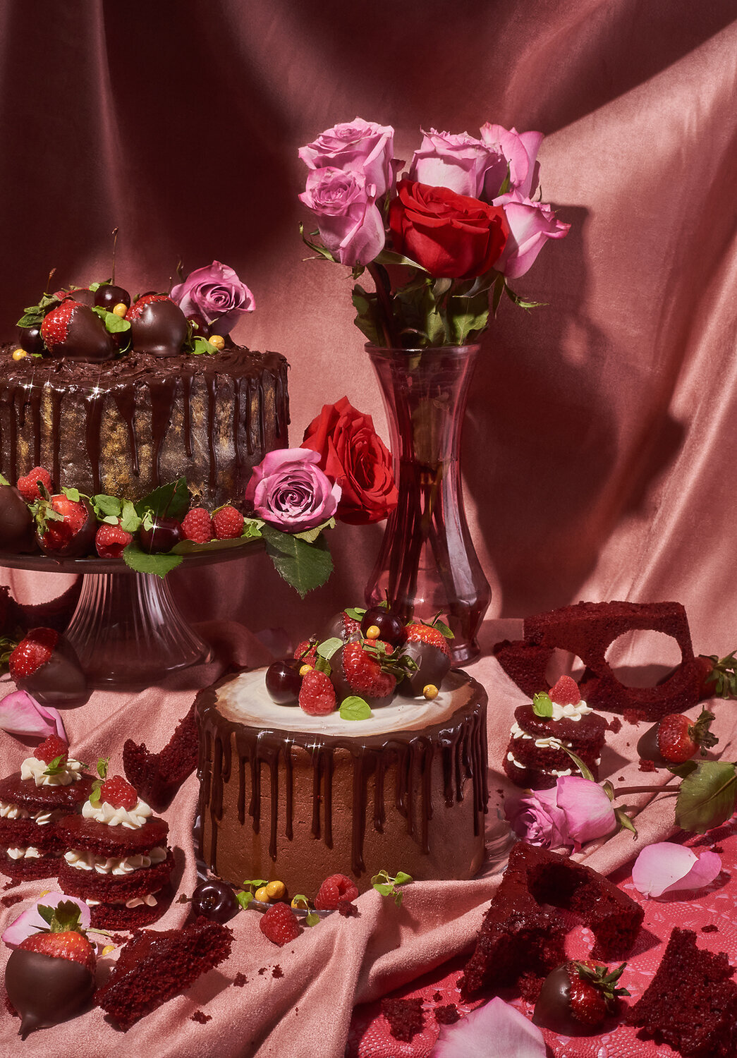 los-angeles-food-photographer-tabletop-scene-dessert-flowers-commercial-photographer-lindsay-kreighbaum-3