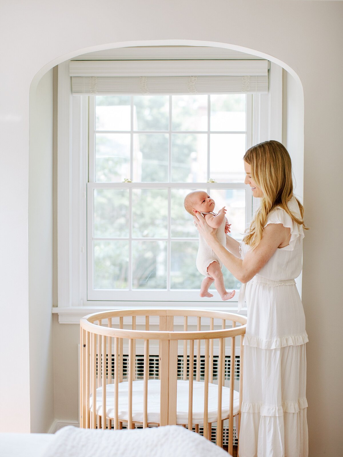 modern-indoor-newborn-richmond-va-photos-amy-nicole-photography-0020