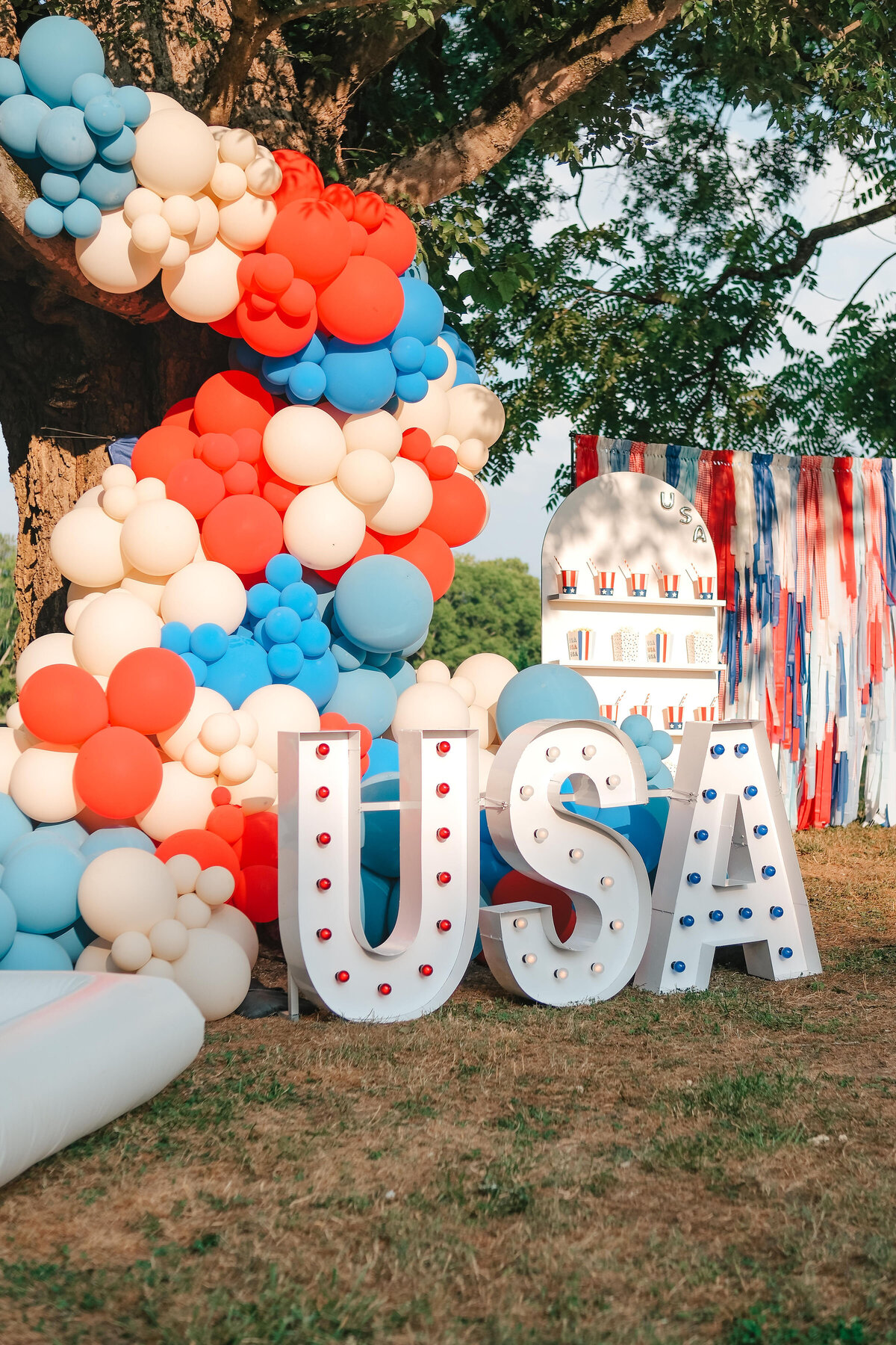 Red-White-and-Cute-Picnic-Chattanoooga-Wedding-and-Event-Planner-Wild-Magnolia-Events-and-Design- (6)