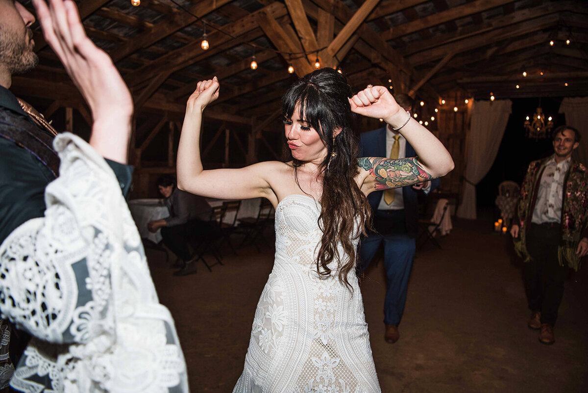 2019-10-19ClarissaandJon'sWeddingbyBangImages(1224of1242)