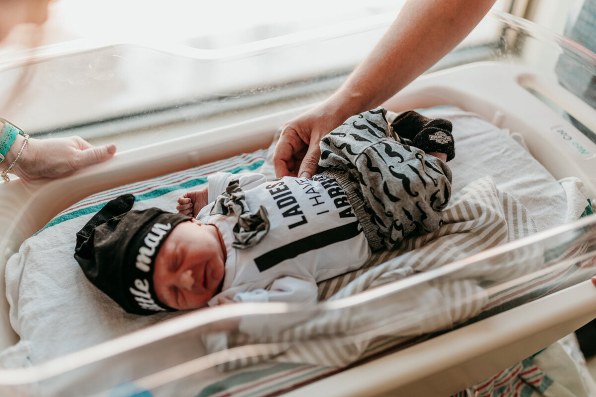 Tontitown fresh 48 photographer, Springdale AR fresh 48 photography, NWA fresh 48, professional newborn photos near me NW Arkansas