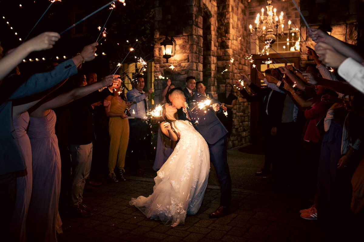 aerie-eagle-landing-wedding-aniko-1