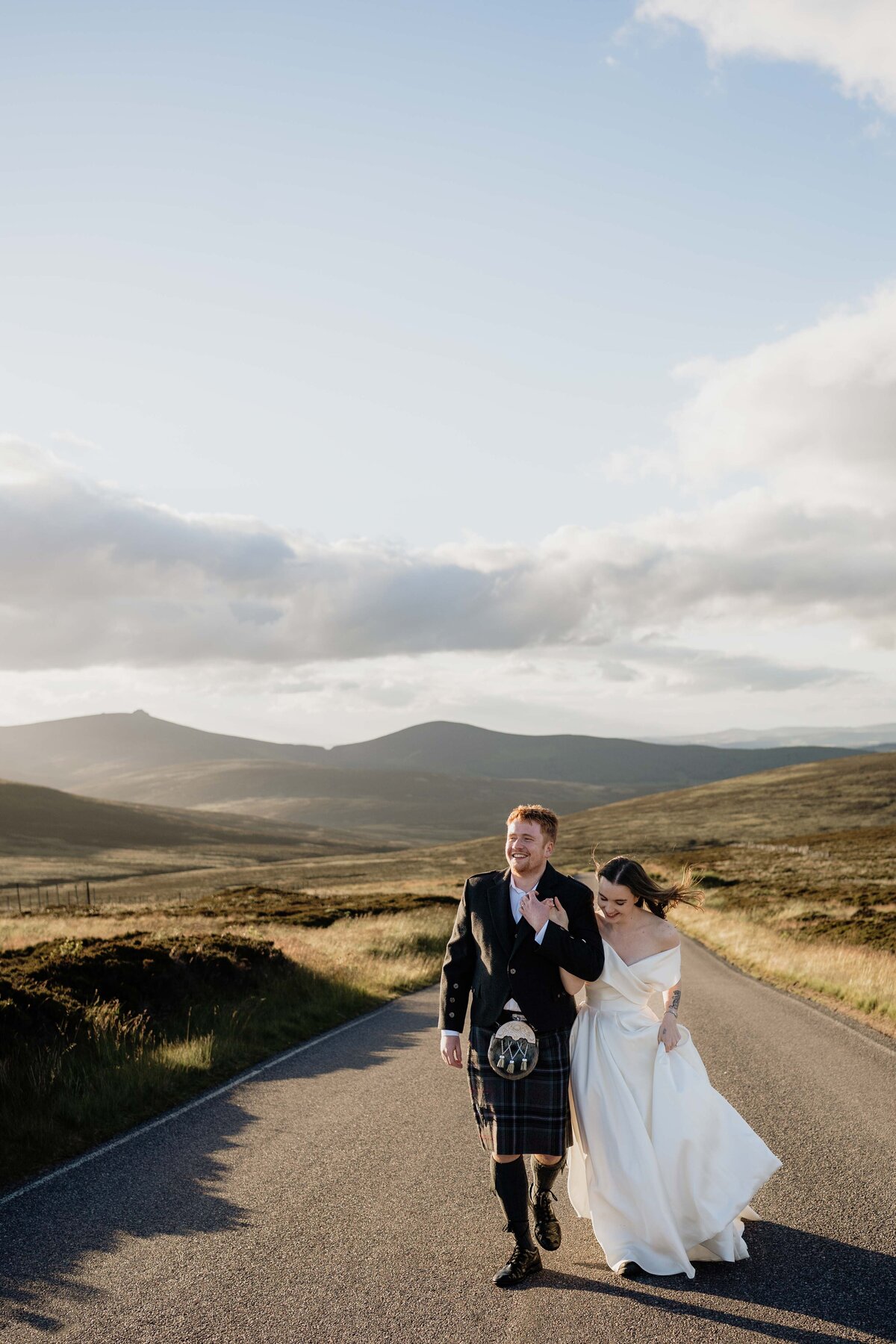 Cairn o' Mount Engagement Photos by Aberdeen Wedding Photographer Scott Arlow Photography2