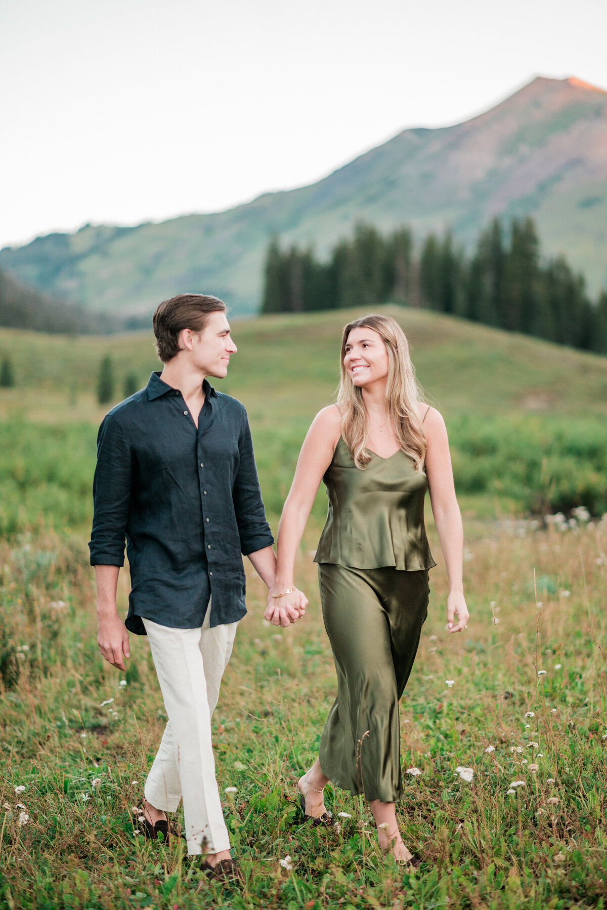 sunrise-engagement-photos-crested-butte_0183