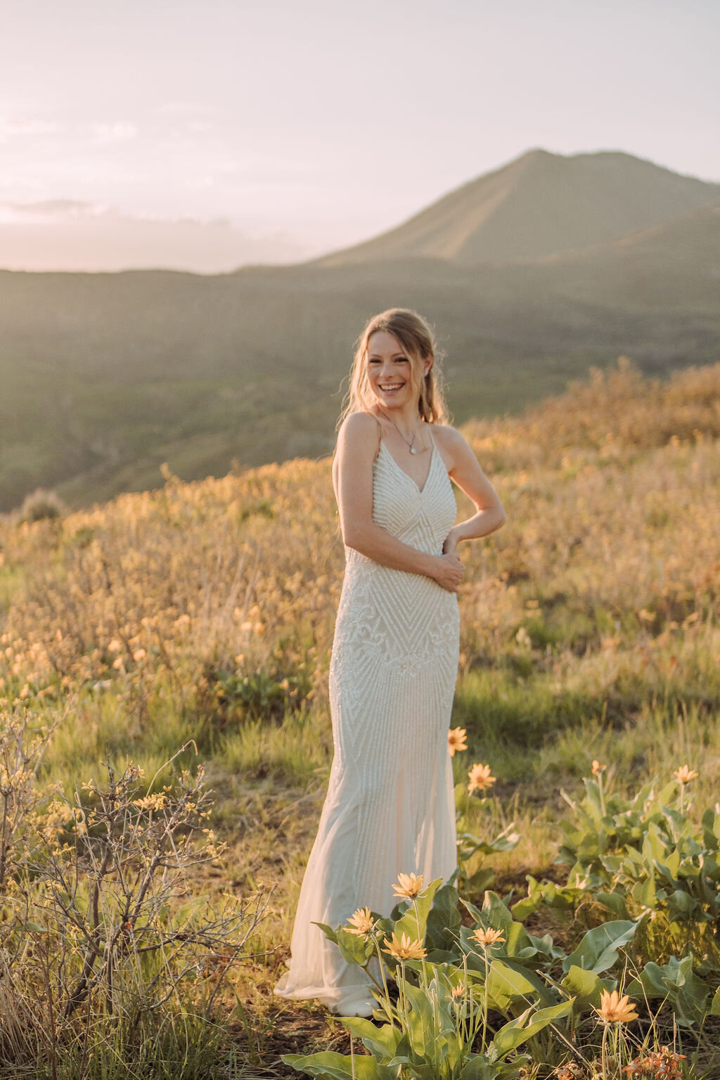 Joyce Li Photography Destination Wedding Elopement Engagement Lifestyle Portrait Photographer West Coast Seattle Washington California squawpeak-33