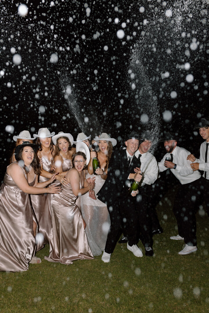 bridal, bridal party, celebration, details, romantic, adventure, classic, timeless