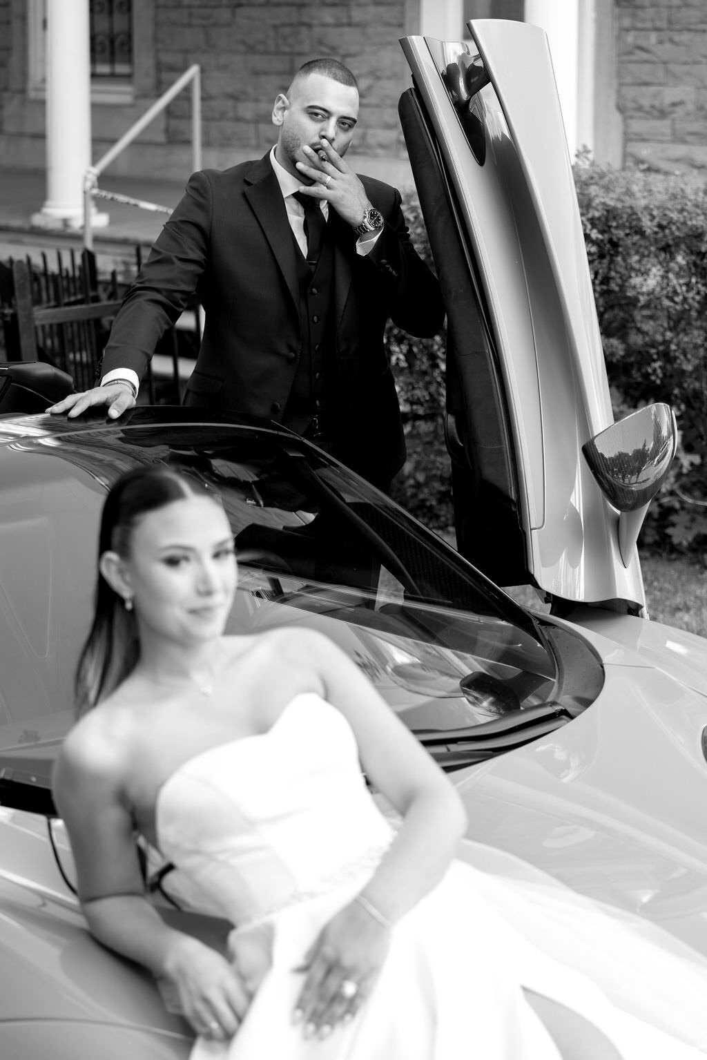 Super car bride and groom portraits | Montreal high end wedding | Montreal elegant wedding photographer