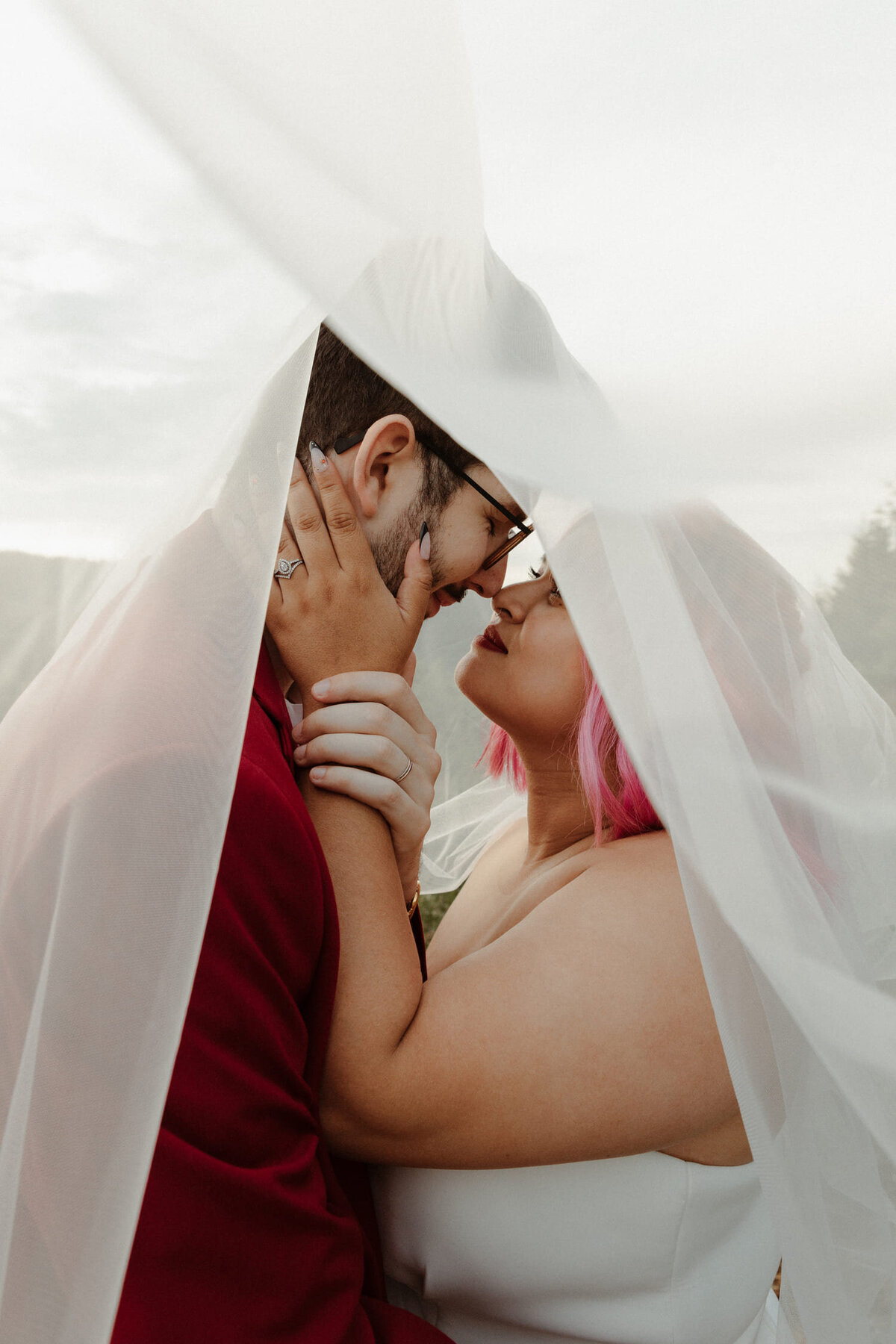 shooting-couple-voile-blanc