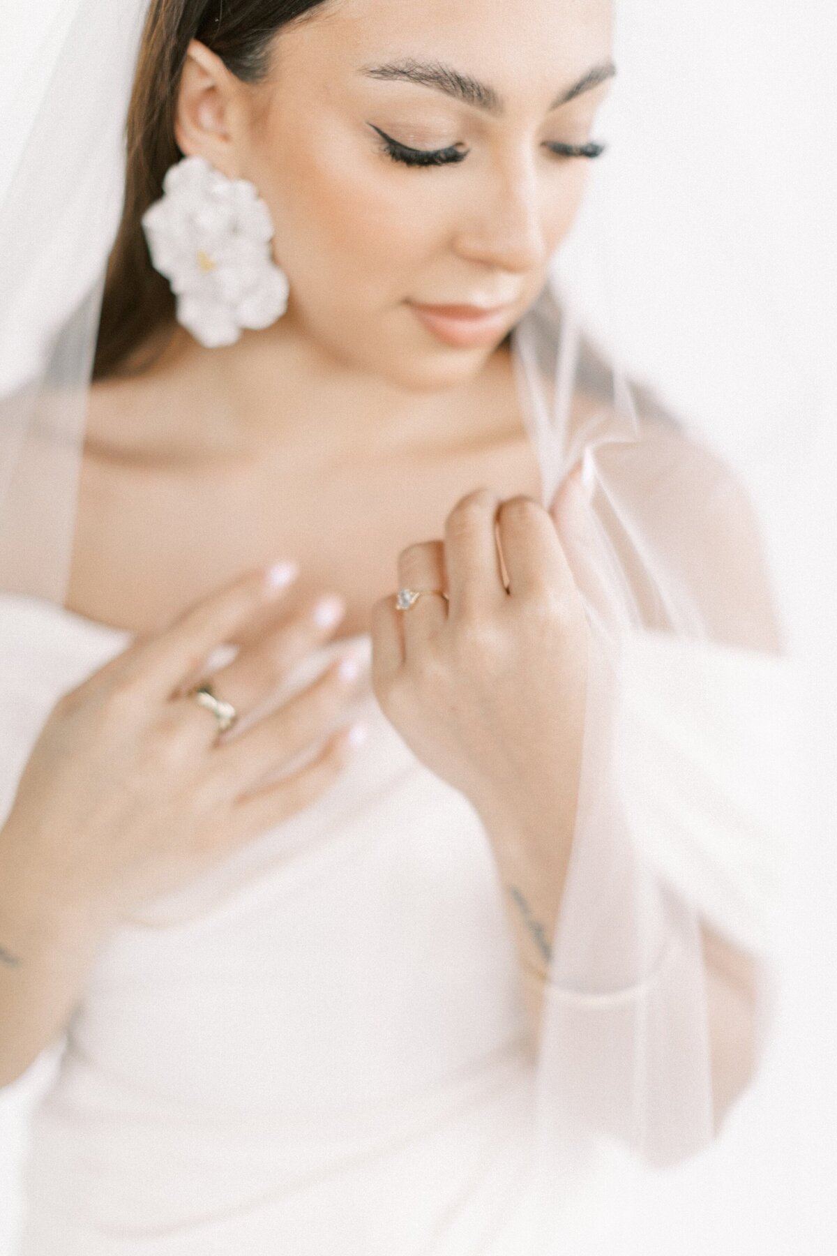 bride portrait in studio