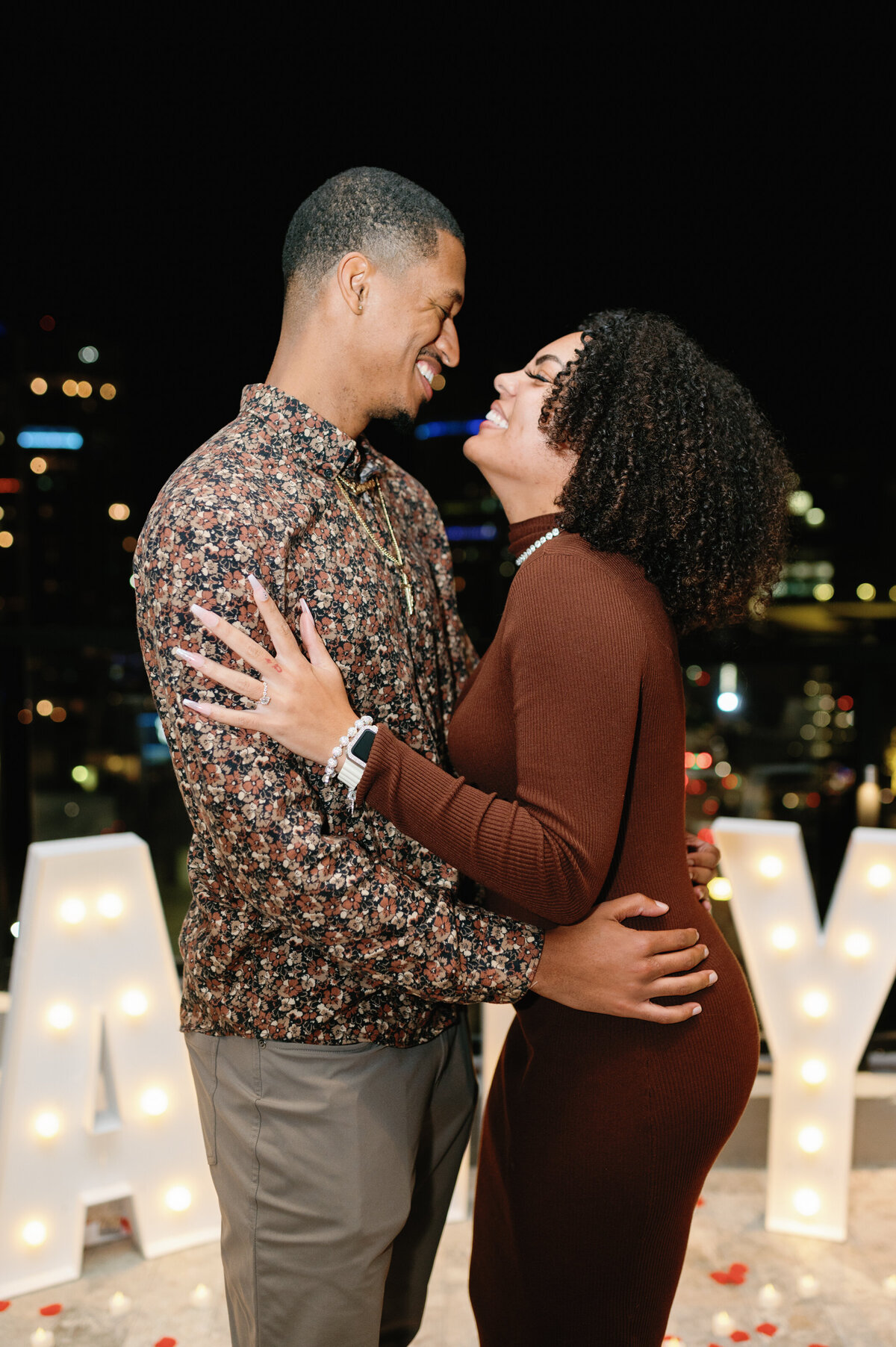 Cam and Ta - Proposal - Downtown Tampa - Alaina René Photography -113