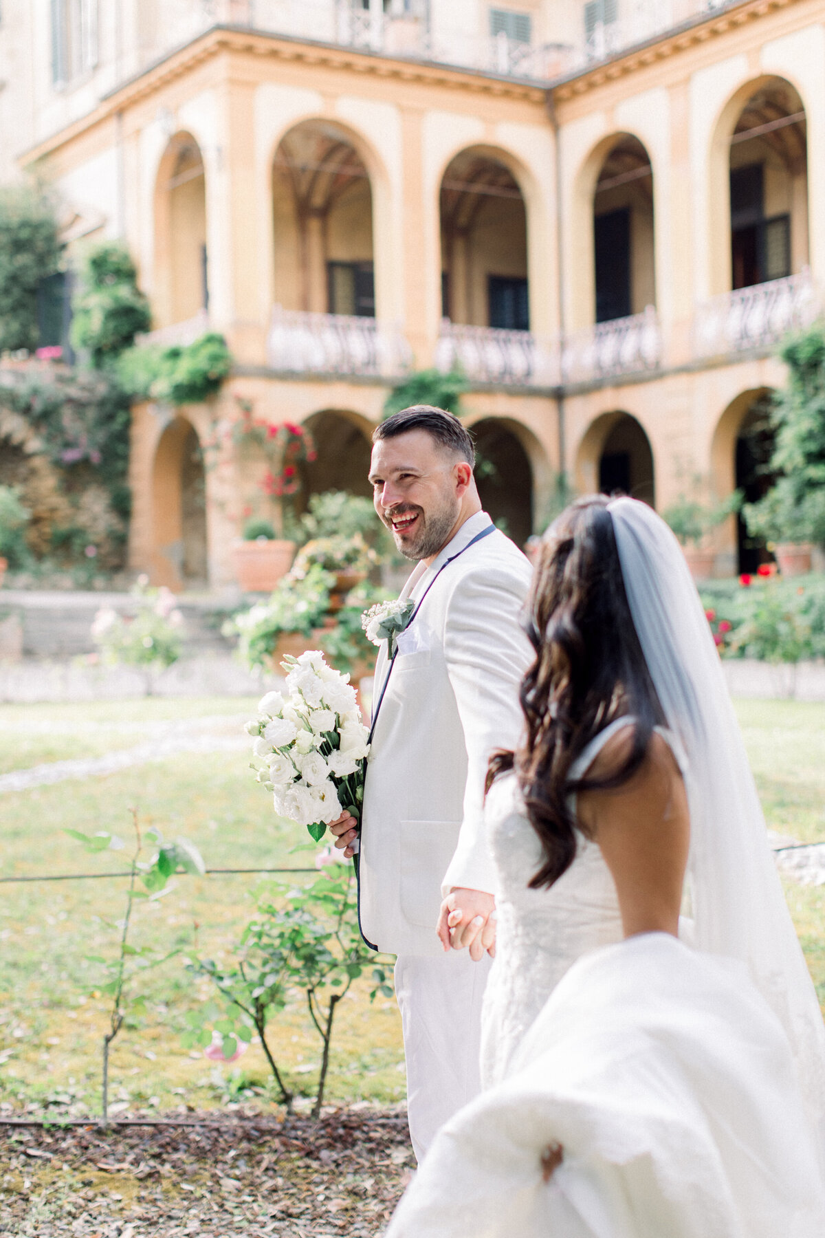 FLORENCE-WEDDING-PHOTOGRAPHER-16