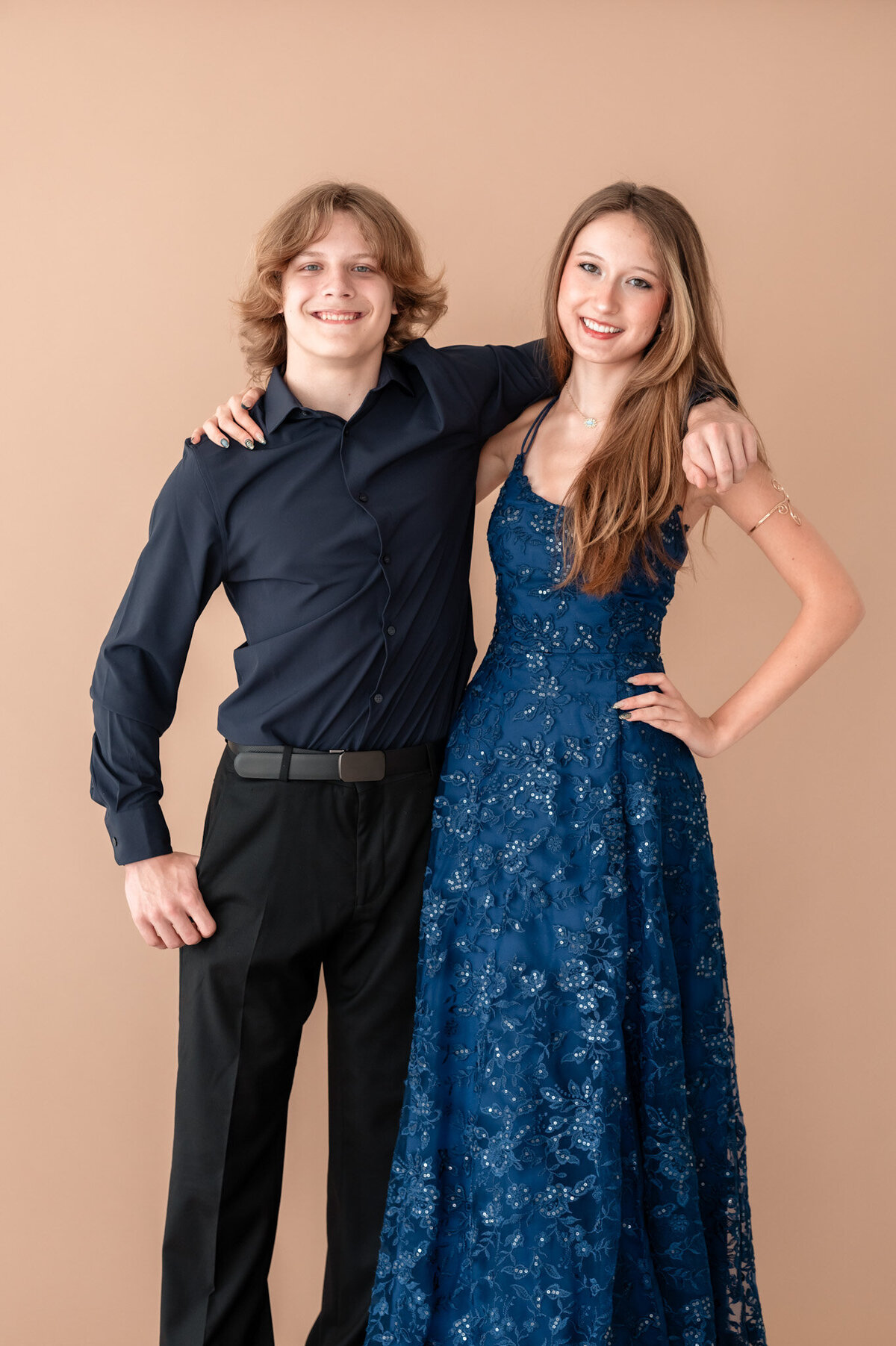 anastasia-and-misha-studio-portraits-jax-mini-sessions