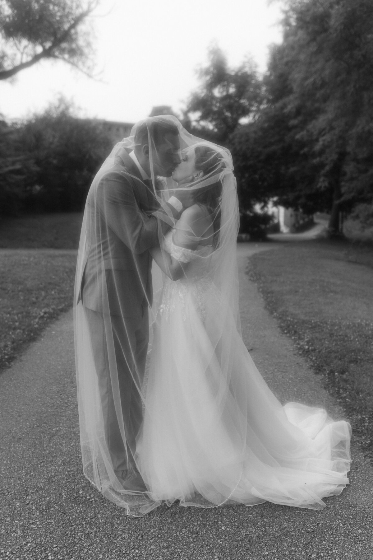 Wedding-Couple-Photos-74