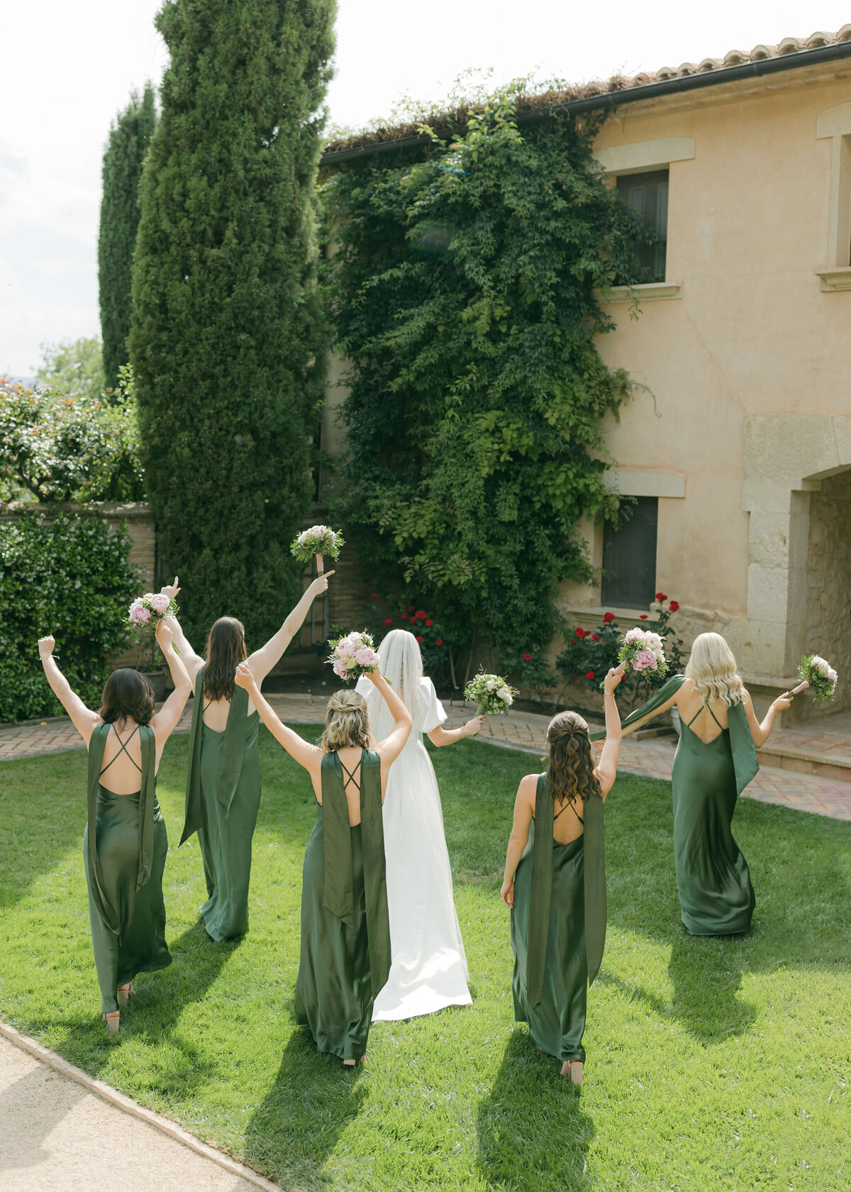 Georgina-James-Wedding-Fuentespalda-Chloe-Lowe-Photography-443