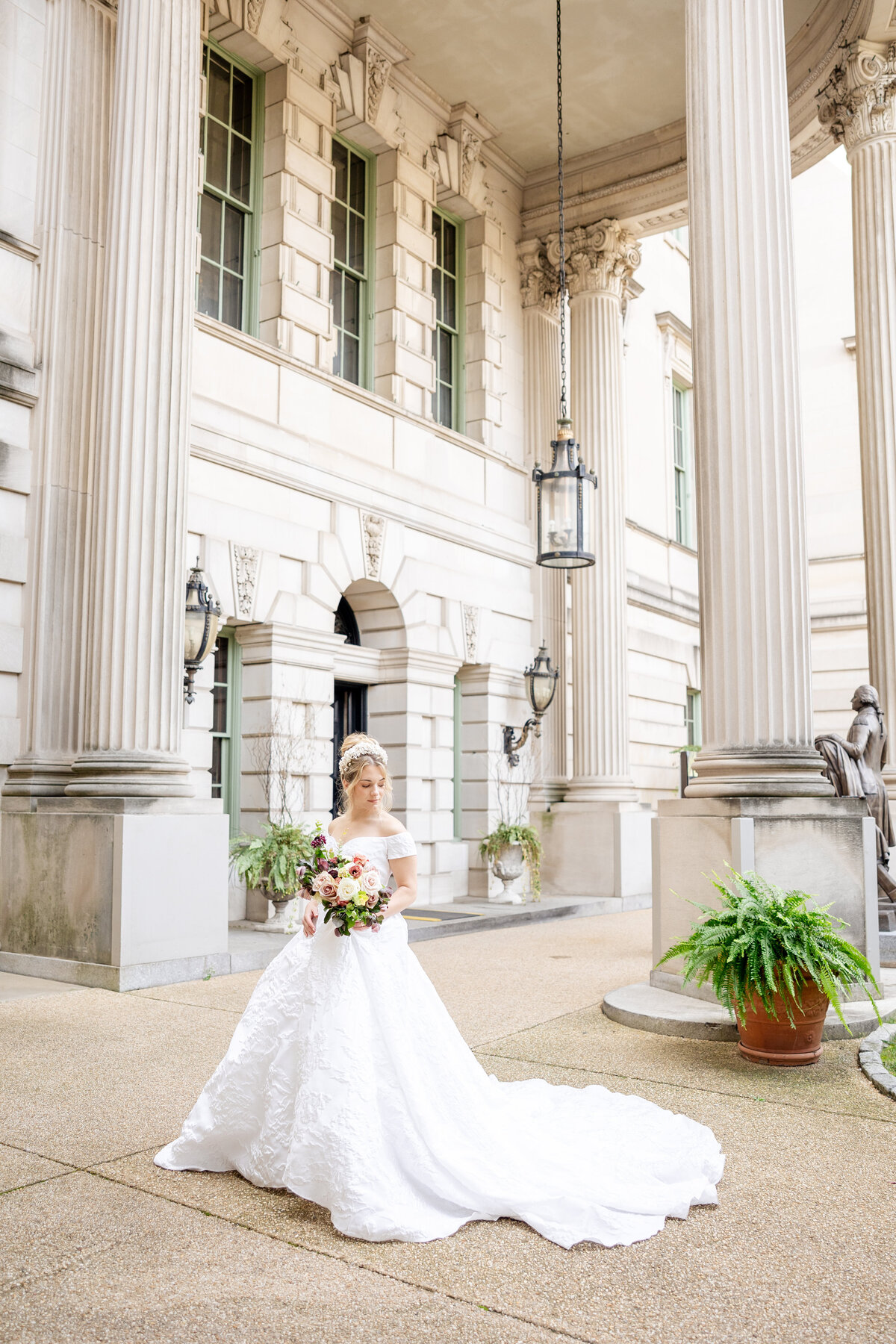 Larz Anderson House Wedding Luxury DC Wedding Day  - Haley Day Photo H+R-133