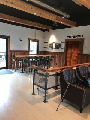 Jeengi- Woods Coffee seating