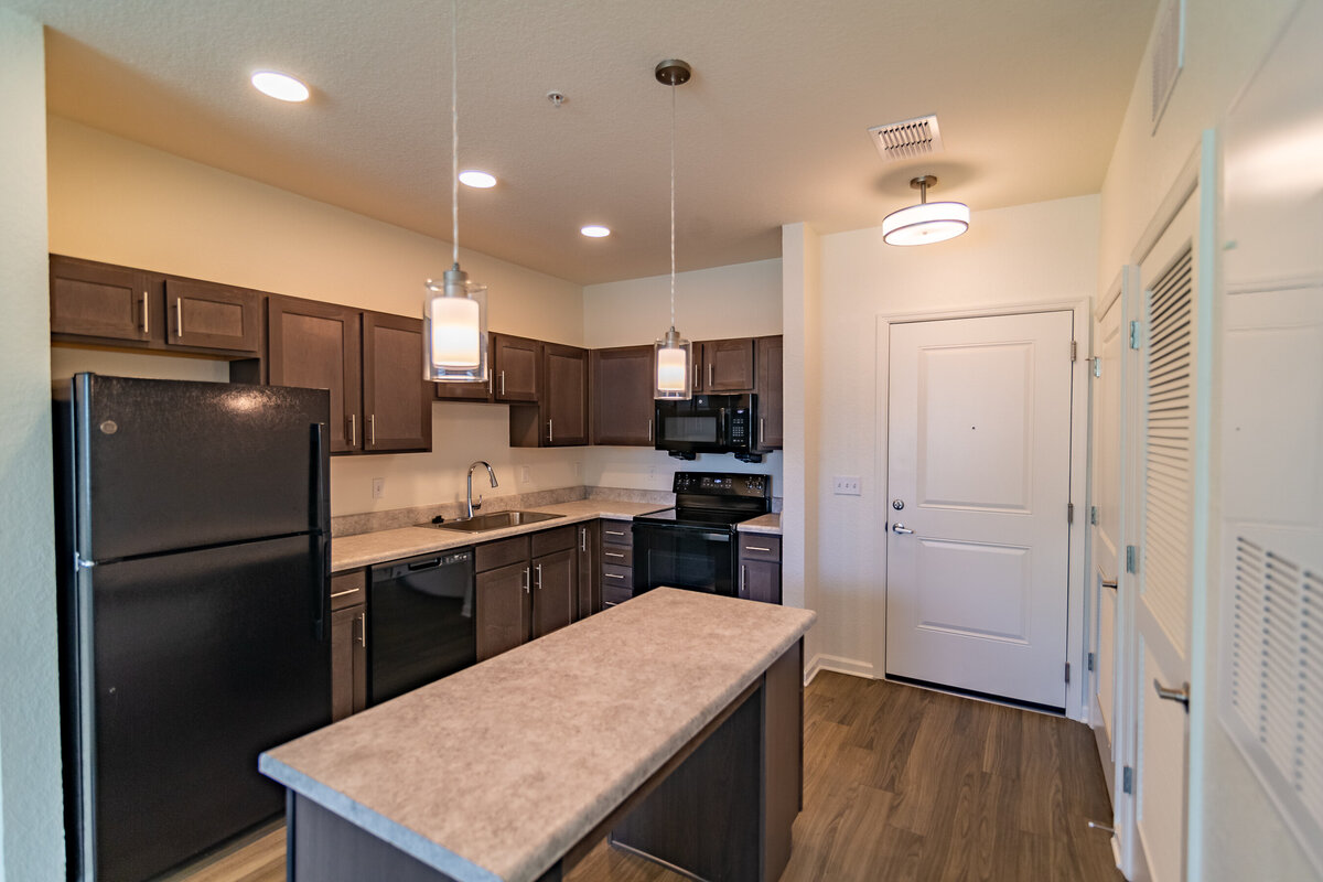 042324ROCHESTERPARK-99