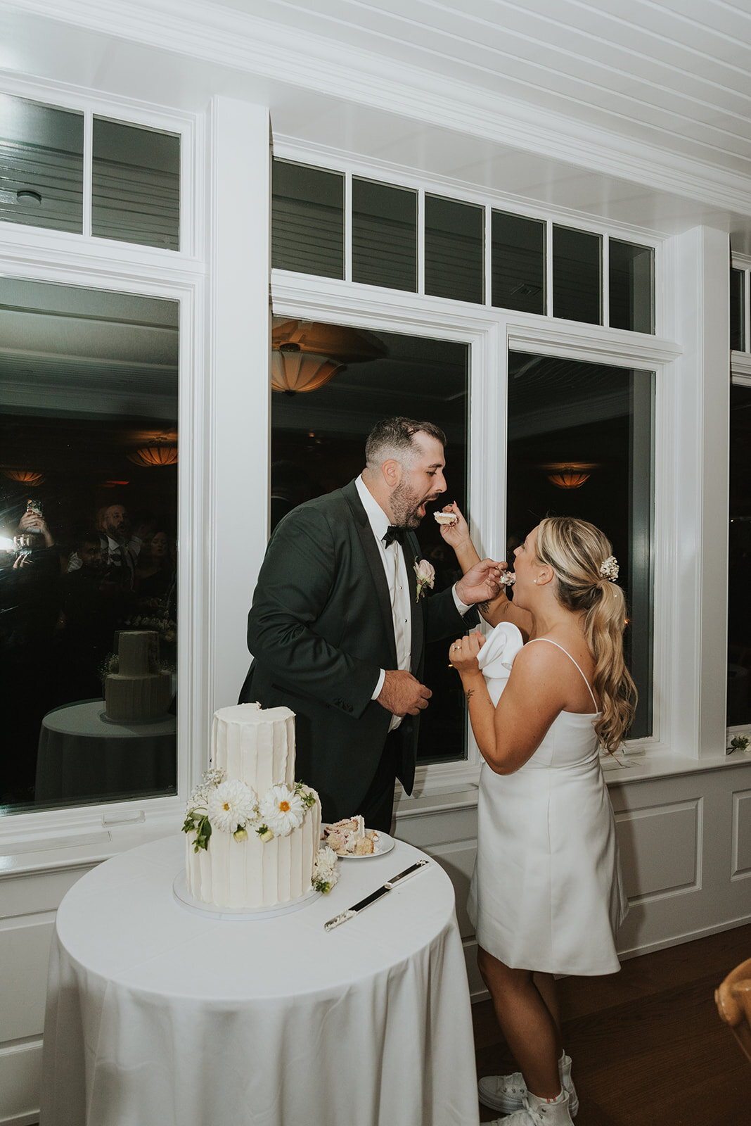 ANDREA-NICK-FALL-PECONIC-BAY-YACHT-CLUB-WEDDING_PHOTOS_BY_MARIA_B_LUNG_1321