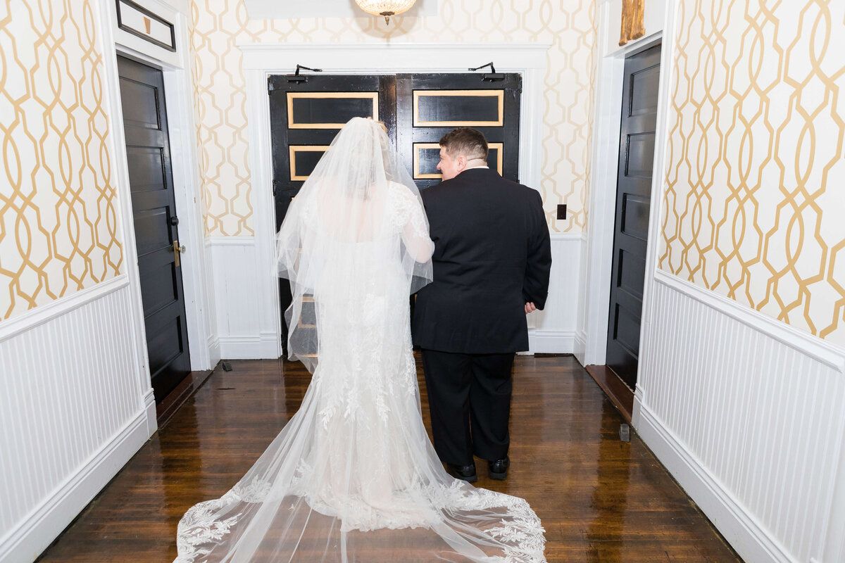 Bride and groom at  The Gatsby in Shelbyville,KY