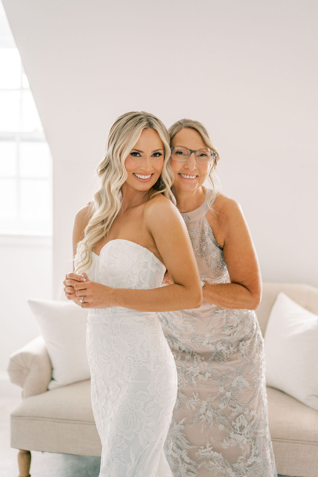 Hannah&Andrew_GallisonHallWedding_SneakPeek-22
