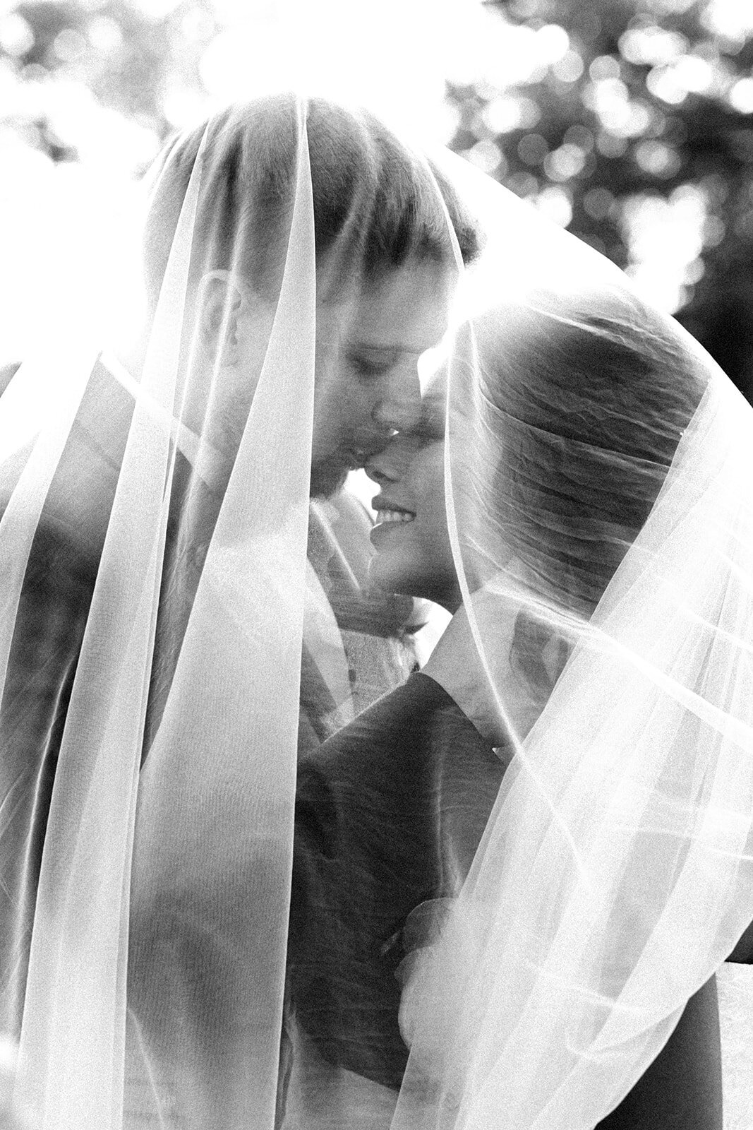139kattch_weddings_photo_atx-_websize (1)