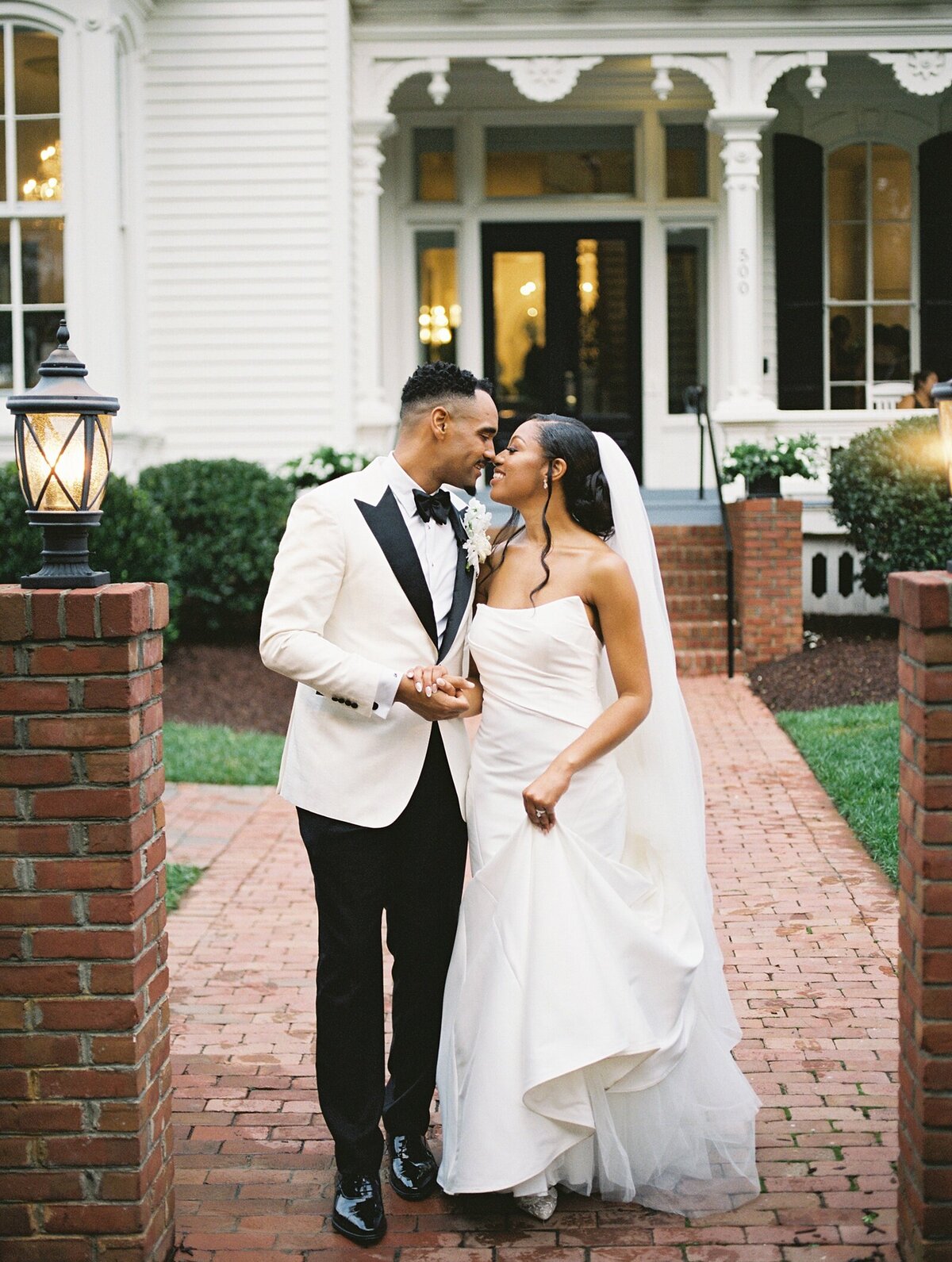 Humes-Merrimon Wynne House-Wedding-Raleigh North Carolina-Casie Marie Photography-FILM-26