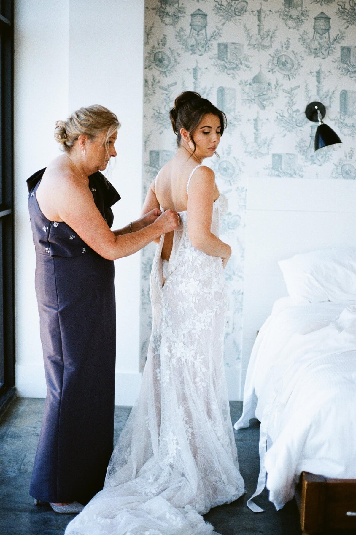bride getting in her dress in 35mm film - wythe hotel - brooklyn