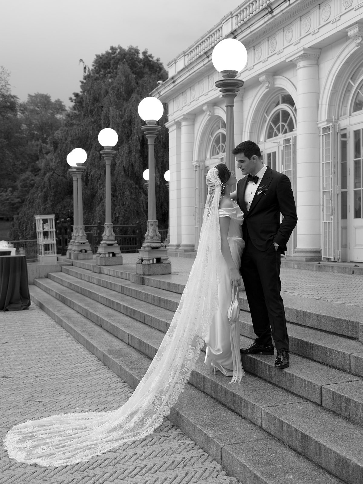Faye-Fern-Creative-Ruby-Olivia-Rae-Hersey-Eugen-Hotaj-Prospect-Park-Boathouse-Wedding-Cocktail-Hour-16