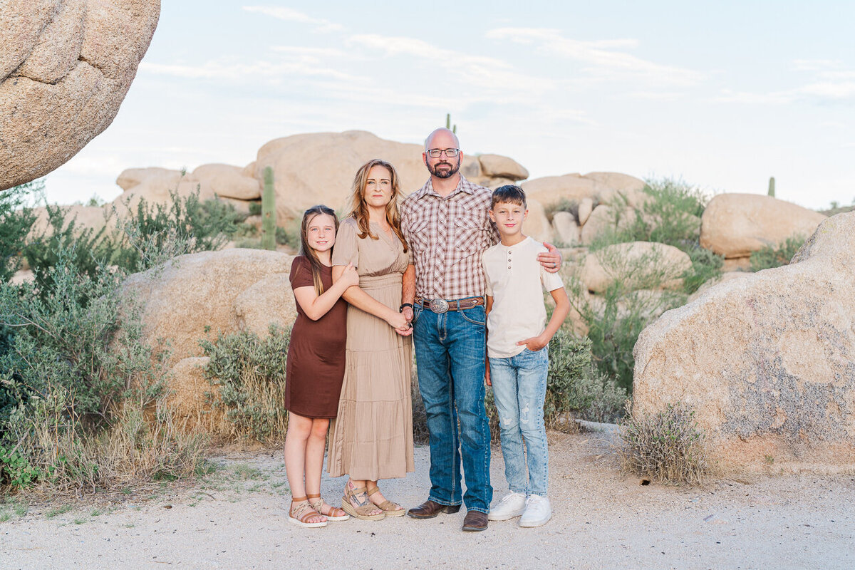 Gilbert-Arizona-Senior-Graduation-photographer-makayla-gabrielle