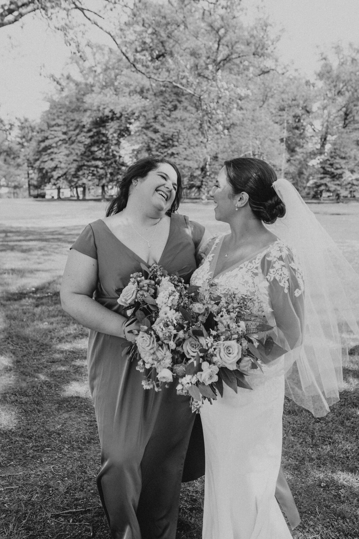 MILLS-GROSS.WEDDING-SPCC-brdlprty-100