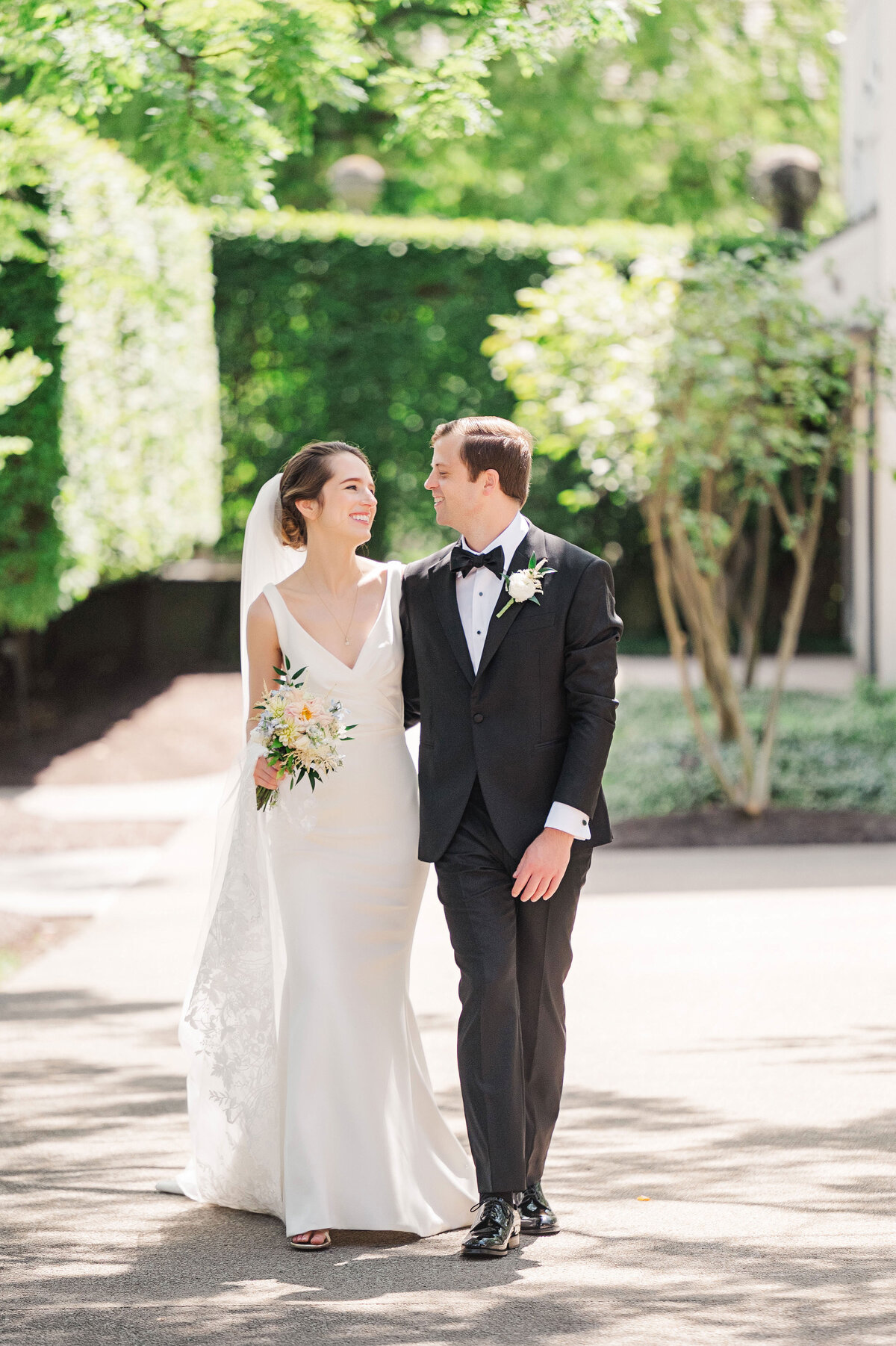 classic best wedding photographer at the frick pittsburgh