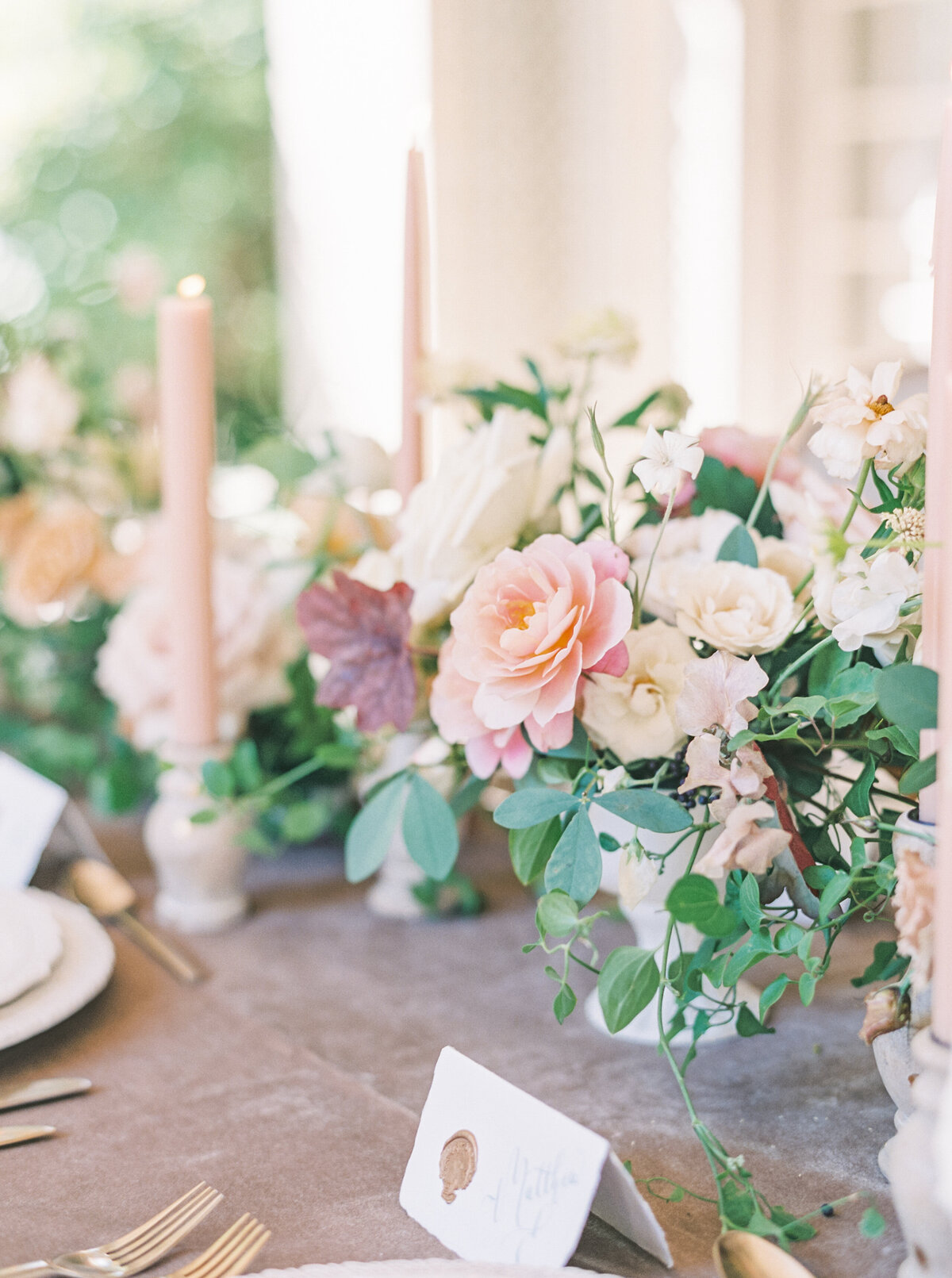 7a French Riviera Inspired Wedding with Always Yours Events and Lauren Fair2