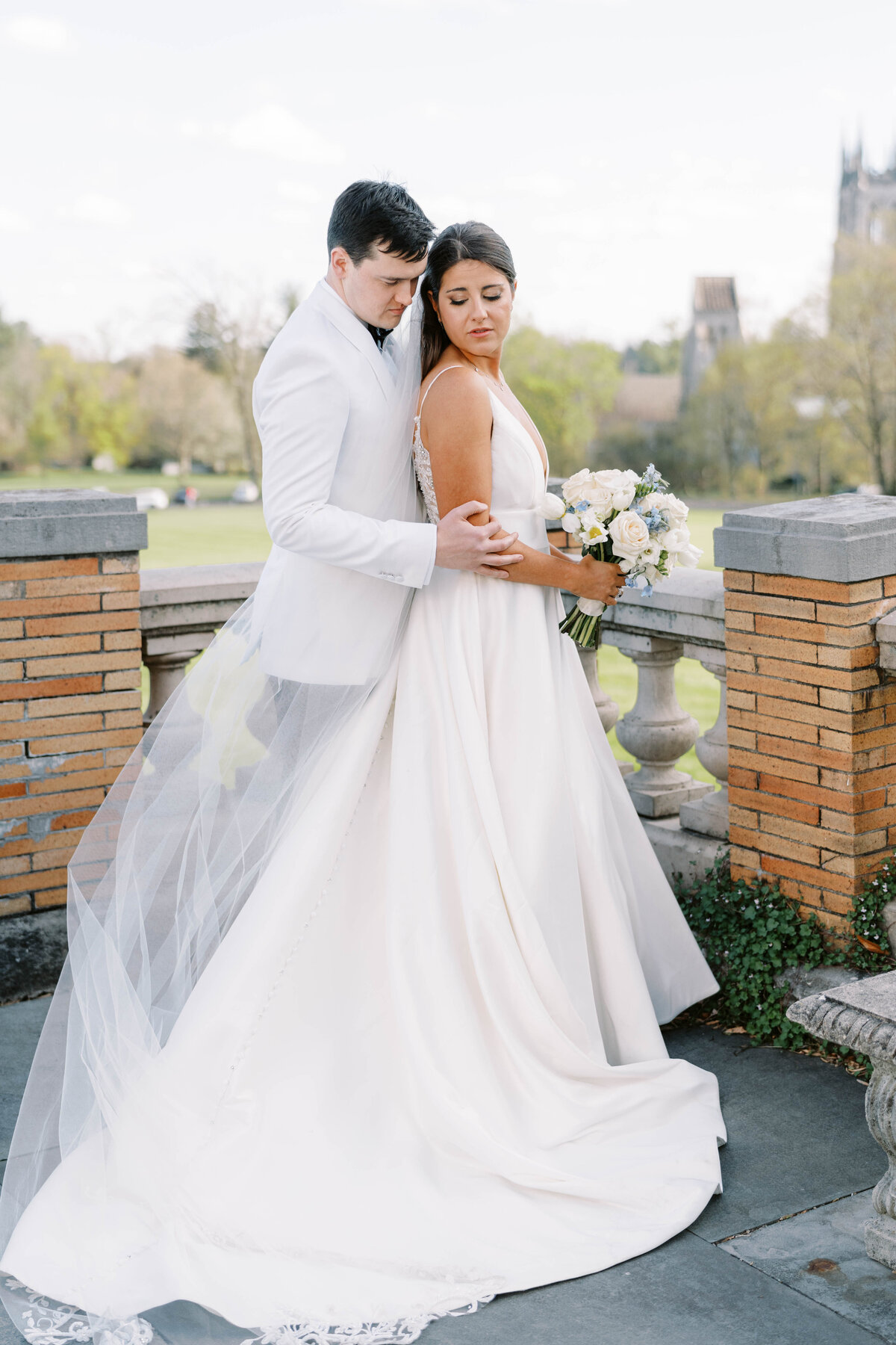 cairnwood-estate-spring-wedding-philadelphia-photographer-Bride-Groom_045