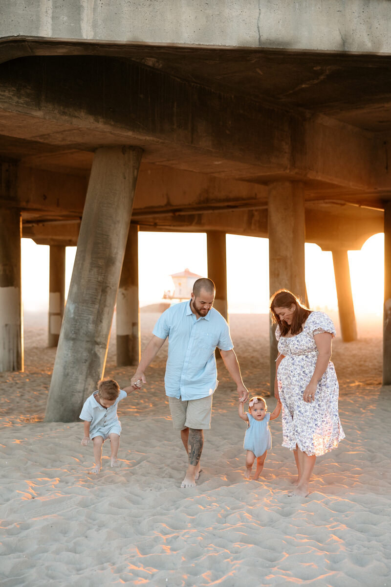 huntington-beach-lally-family-laurenkovacikphotography-58