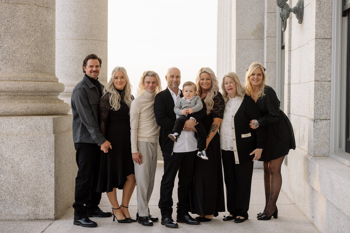 Rich Family Photos-57