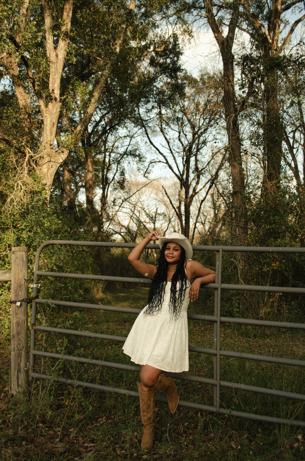 senior girl western pose