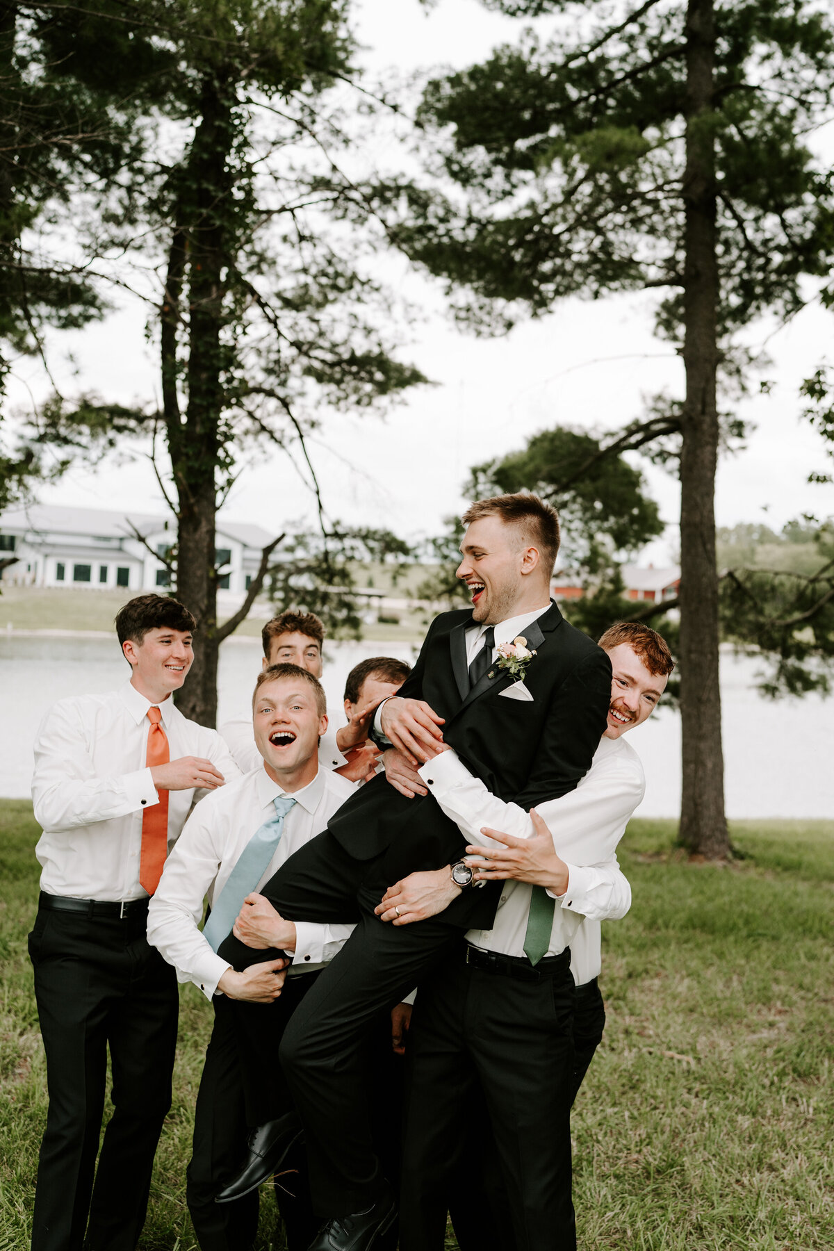 kraber-the-gathering-grounds-iowa-wedding-74