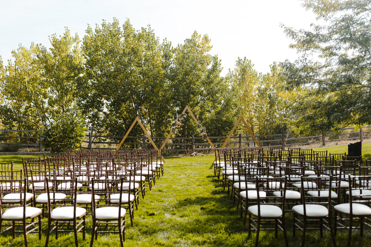 loveland-colorado-backyard-wedding-near-estes-park-and-devils-backbone-photographer-124