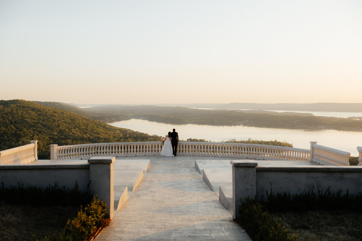Luxury wedding venues overlooking river