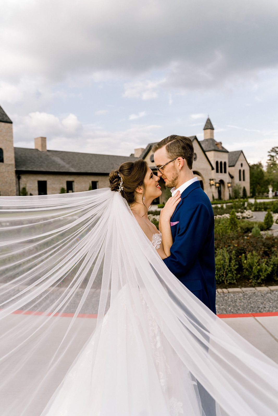 IRON MANOR WEDDING VENUE MONTGOMERY TEXAS - wedding photographers - We the Romantics - Sarah+Michael-51