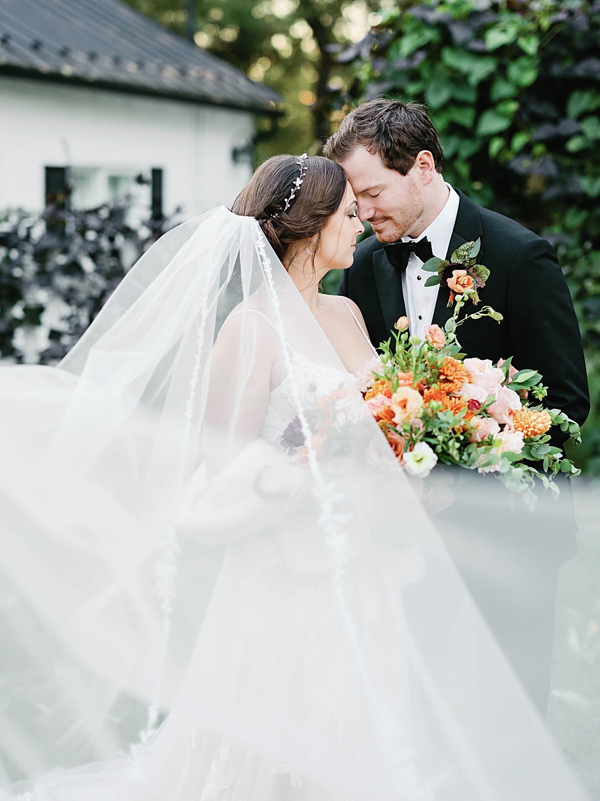 private-estate-wedding-middleburg-virginia-the-hancocks_1071