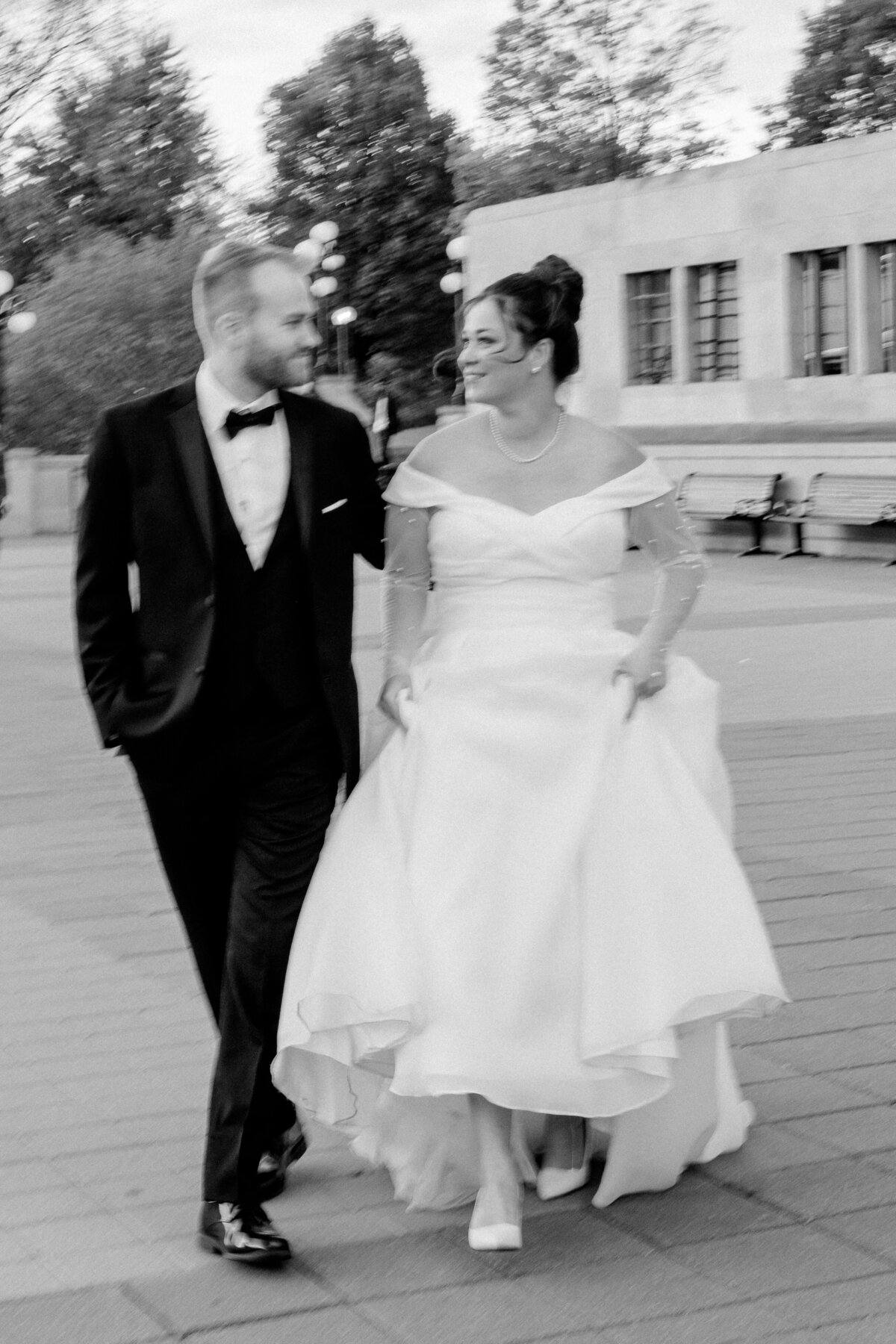 1202 Pascale and Nicolas NAC OBorn Room Wedding Downtown_Ottawa_Photography by Emma