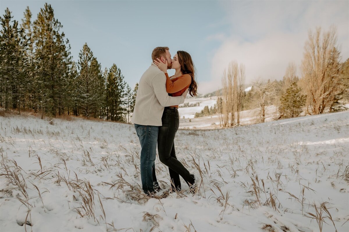 Anna-Nichol-photography-moscow-idaho-photographer-engagement-couples (32)