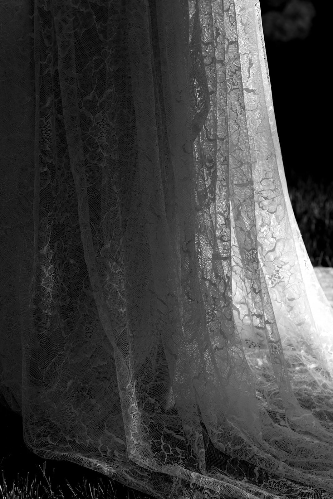 luxury-lace-wedding-details-ct