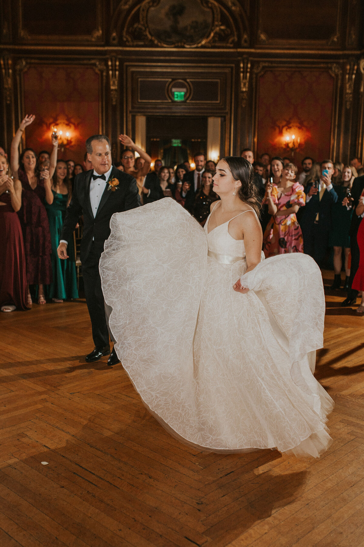 WELLING-FLORES.Wedding.EngineersClub-rcptn-227