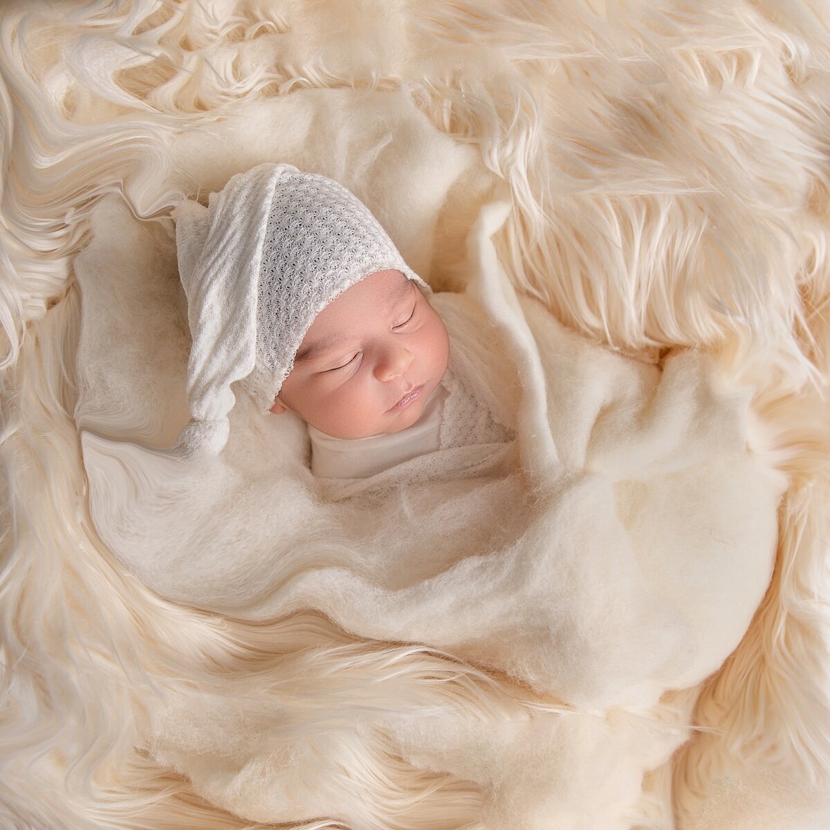 Willow Kin | Photography that nurtures, comforts, and celebrates the journey of motherhood11